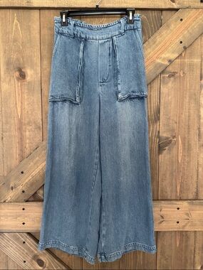 Anthropologie YFB Women's Wide Leg Blue Denim Jeans Size M